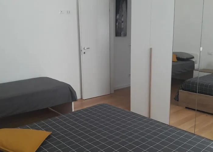 Bolognamania Apartments-happy شقة