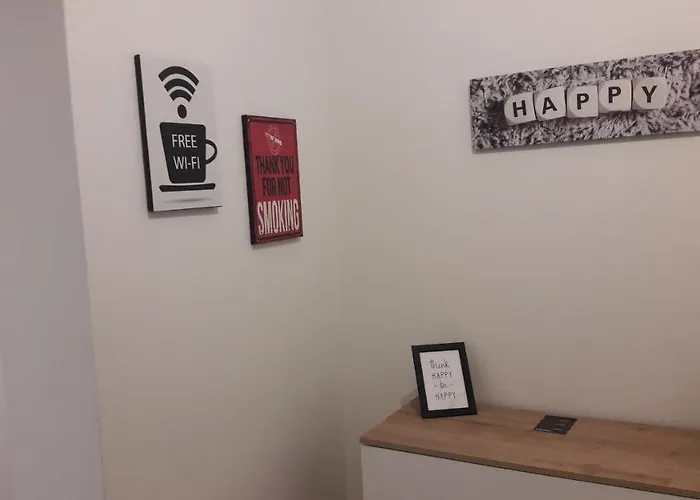 Bolognamania Apartments-happy