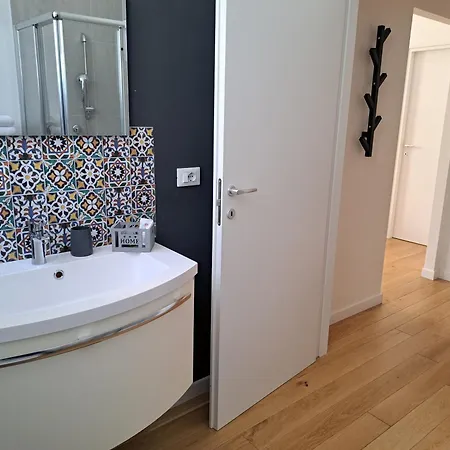 Bolognamania Apartments-happy *